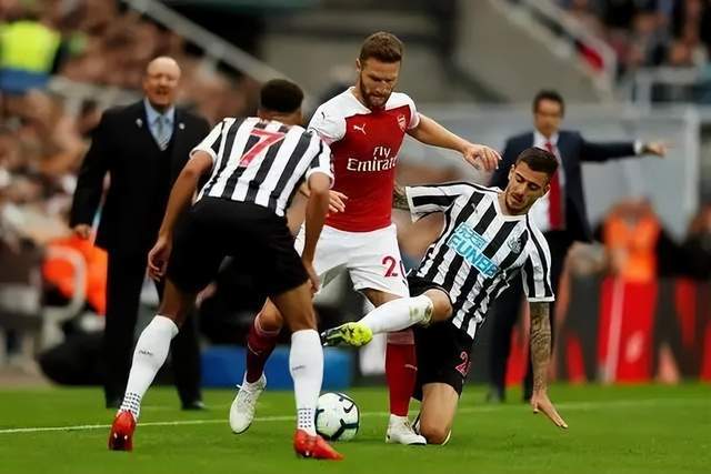 大巴黎马竞挺进欧冠4强 巴萨已11年无缘冠军